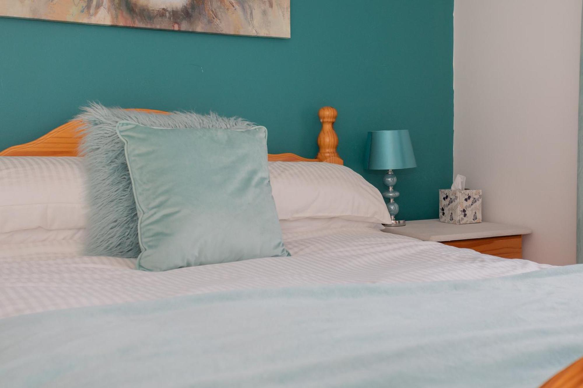 Ardenlee - Stylish 3 Bed Apt Close To City, Parking And Wifi เบลฟาสต์ ภายนอก รูปภาพ