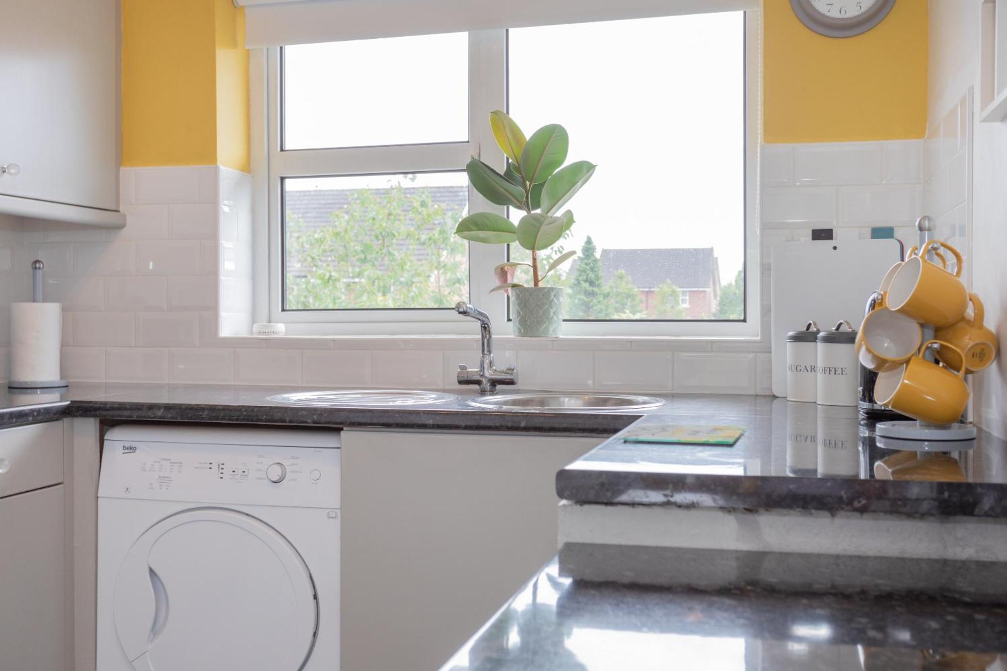 Ardenlee - Stylish 3 Bed Apt Close To City, Parking And Wifi เบลฟาสต์ ภายนอก รูปภาพ