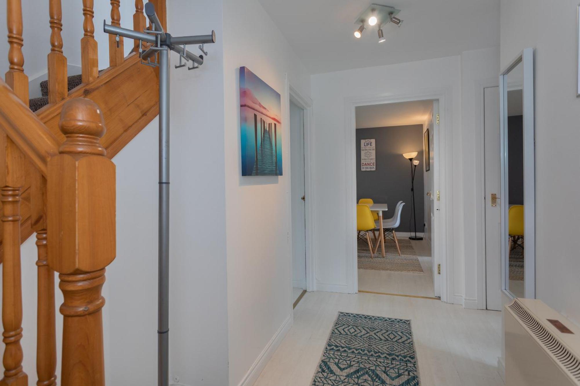 Ardenlee - Stylish 3 Bed Apt Close To City, Parking And Wifi เบลฟาสต์ ภายนอก รูปภาพ