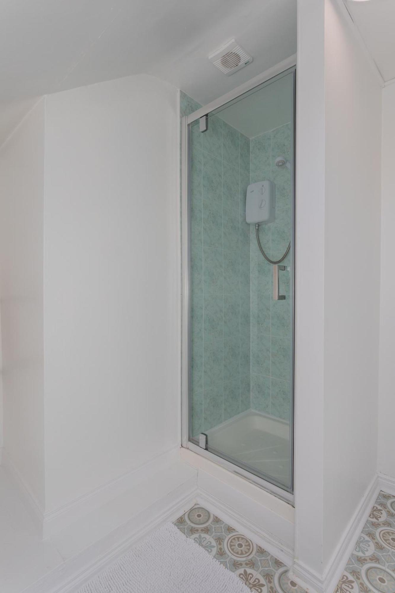 Ardenlee - Stylish 3 Bed Apt Close To City, Parking And Wifi เบลฟาสต์ ภายนอก รูปภาพ